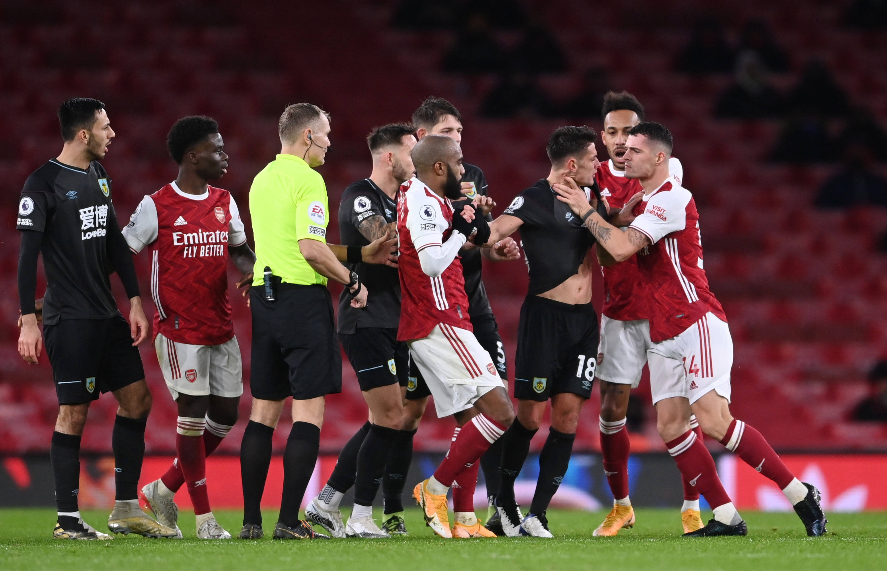 在这种背景 在这种背景