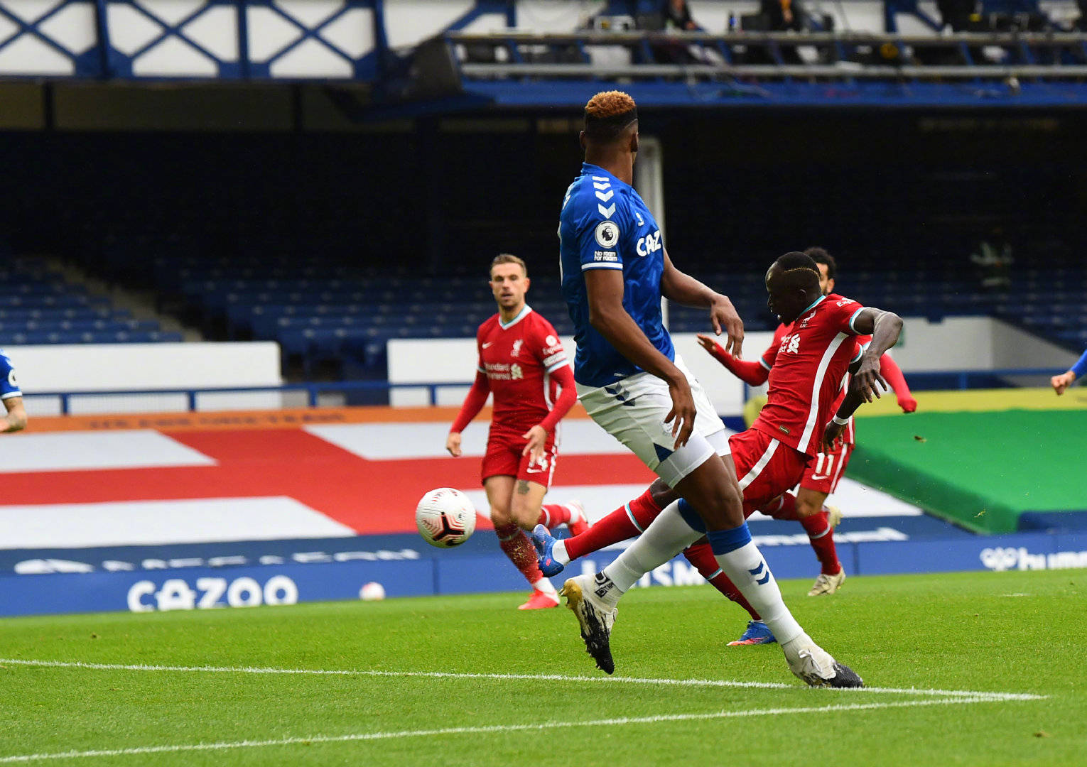 不仅依靠速 不仅依靠速